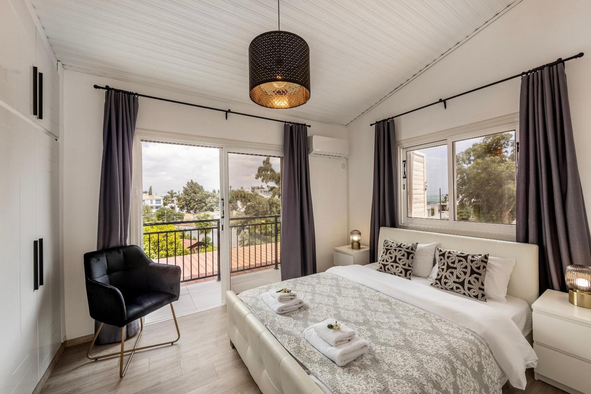 Larnaca Villa Marina Meneou Bagian luar foto