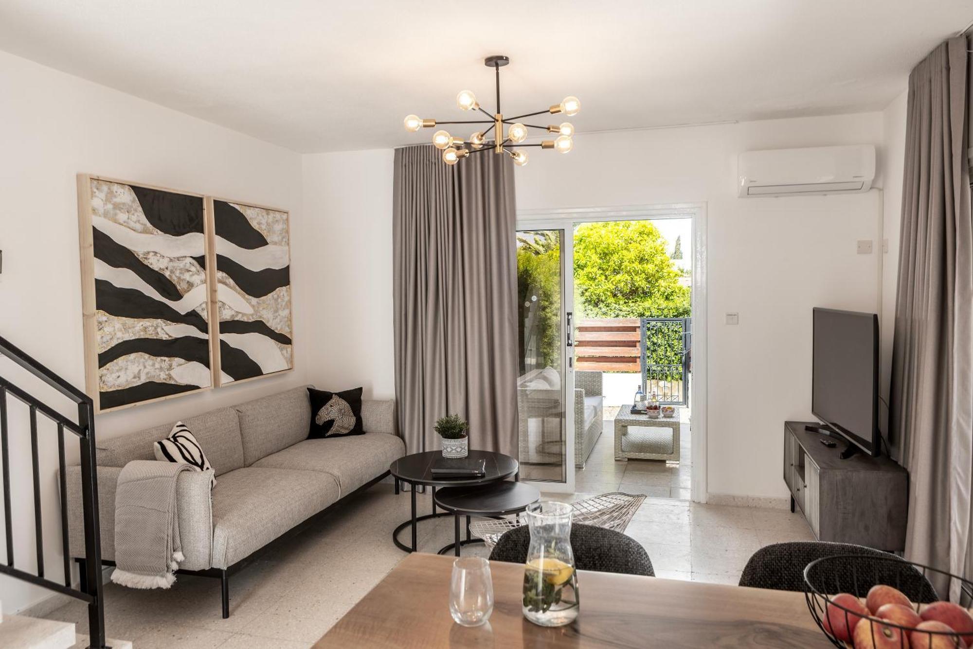 Larnaca Villa Marina Meneou Bagian luar foto