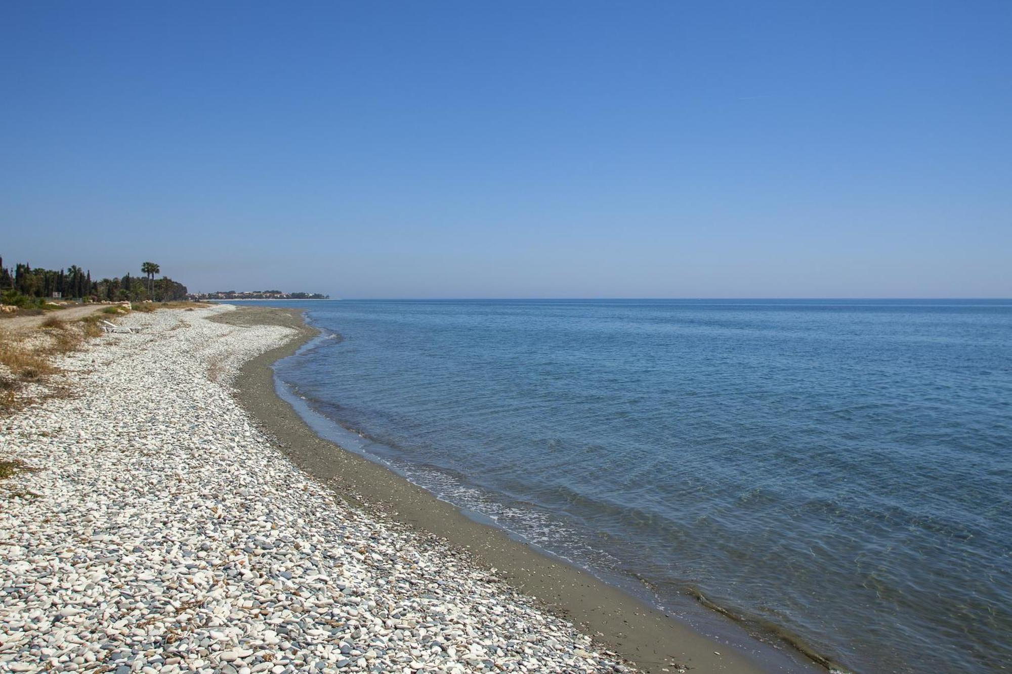 Larnaca Villa Marina Meneou Bagian luar foto
